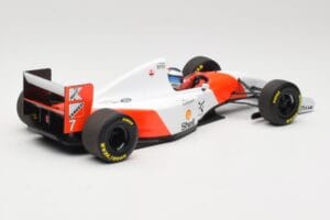 McLaren Ford MP4/8 #7 M. Hakkinen 1993 Minichamps 1:18 530931837 Métal Moulé — image 2 sur 6