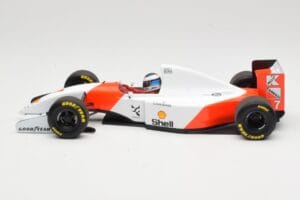McLaren Ford MP4/8 #7 M. Hakkinen 1993 Minichamps 1:18 530931837 Métal Moulé — image 3 sur 6