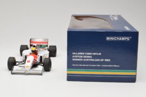 McLaren MP4/8 Ford #8 A. Senna Winner Australian GP 1993 Minichamps 1:18 540933838 Métal Moulé — image 7 sur 7