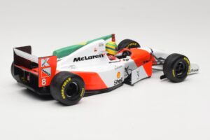 McLaren MP4/8 Ford #8 A. Senna Winner European GP Donington 1993 Minichamps 1:18 540931848 Métal Moulé — image 2 sur 6