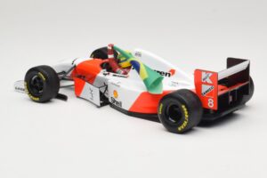 McLaren MP4/8 Ford #8 A. Senna Winner European GP Donington 1993 Minichamps 1:18 540931848 Métal Moulé — image 5 sur 6