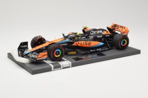 McLaren MCL60 #4 L. Norris F1 2023 Minichamps 1:18 537231804 Métal Moulé — image 2 sur 6