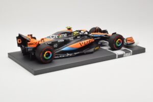 McLaren MCL60 #4 L. Norris F1 2023 Minichamps 1:18 537231804 Métal Moulé — image 3 sur 6