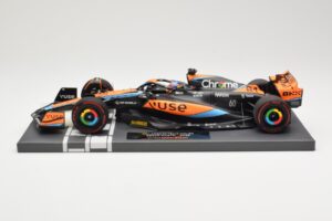 McLaren MCL60 #81 O. Piastri F1 2023 Minichamps 1:18 537231881 Métal Moulé