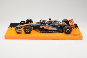 McLaren MCL60 #81 O. Piastri Australian GP 2023 Minichamps 1:18 533231881 Métal Moulé