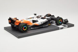 McLaren MCL60 #81 O. Piastri Monaco GP 2023 Minichamps 1:18 537232581 Métal Moulé — image 3 sur 6