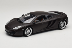 McLaren MP4-12C Matt Black Minichamps 1:18 110133021 Métal Moulé