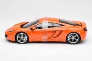 McLaren MP4-12C Orange AUTOart 1:18 76006 Métal Moulé — image 4 sur 8