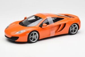 McLaren MP4-12C Orange AUTOart 1:18 76006 Métal Moulé