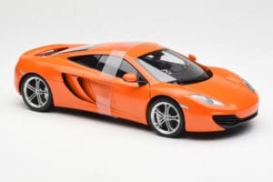McLaren MP4-12C Orange AUTOart 1:18 76006 Métal Moulé — image 6 sur 8