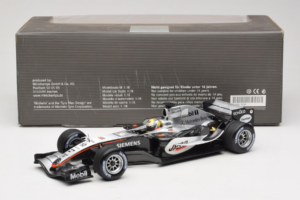 McLaren MP4-20 Mercedes #10 J.P. Montoya F1 2005 Minichamps 1:18 B66962338 Métal Moulé — image 6 sur 6