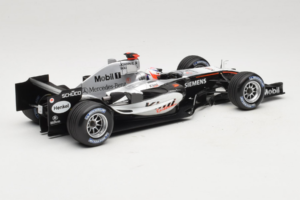 McLaren MP4-20 Mercedes #9 K. Raikkonen F1 2005 Minichamps 1:18 B66962337 Métal Moulé — image 2 sur 6