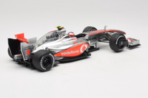 McLaren MP4-24 Mercedes #2 H. Kovalainen F1 2009 Minichamps 1:18 503091802 Métal Moulé — image 2 sur 7