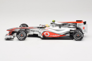 McLaren MP4-25 Mercedes #2 L. Hamilton Vodafone McLaren F1 2010 Minichamps 1:18 530101802 Métal Moulé — image 3 sur 7