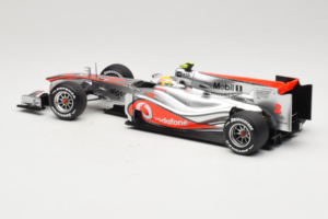 McLaren MP4-25 Mercedes #2 L. Hamilton Vodafone McLaren F1 2010 Minichamps 1:18 530101802 Métal Moulé — image 5 sur 7