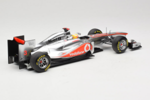 McLaren MP4-26 Mercedes #3 L. Hamilton Vodafone McLaren F1 2011 Minichamps 1:18 530111803 Métal Moulé — image 2 sur 7