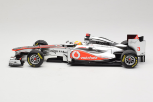 McLaren MP4-26 Mercedes #3 L. Hamilton Vodafone McLaren F1 2011 Minichamps 1:18 530111803 Métal Moulé — image 3 sur 7