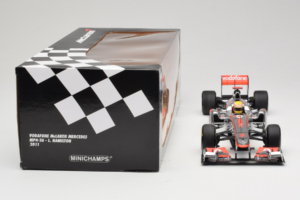 McLaren MP4-26 Mercedes #3 L. Hamilton Vodafone McLaren F1 2011 Minichamps 1:18 530111803 Métal Moulé — image 7 sur 7