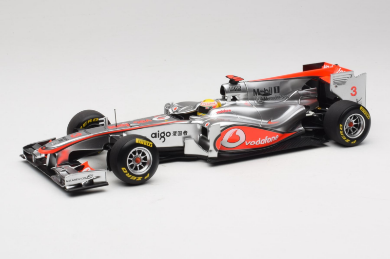 McLaren MP4-26 Mercedes #3 L. Hamilton Vodafone McLaren Showcar F1 2011 Minichamps 1:18 530111873 Métal Moulé