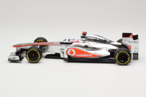McLaren MP4-27 Mercedes #3 J. Button Vodafone McLaren Showcar F1 2012 Minichamps 1:18 530121873 Métal Moulé — image 3 sur 7