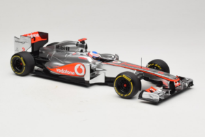 McLaren MP4-27 Mercedes #3 J. Button Vodafone McLaren Showcar F1 2012 Minichamps 1:18 530121873 Métal Moulé — image 4 sur 7