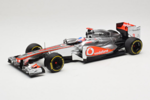 McLaren MP4-27 Mercedes #3 J. Button Vodafone McLaren Showcar F1 2012 Minichamps 1:18 530121873 Métal Moulé