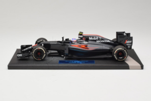 McLaren MP4-31 Honda #22 J. Button McLaren Honda F1 Team Chinese Grand Prix 2016 Minichamps 1:18 537161822 Métal Moulé