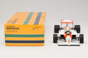 McLaren MP4/4 Honda #12 A. Senna Marlboro McLaren F1 World Champion 1988 Minichamps 1:18 540881812 Métal Moulé — image 6 sur 7