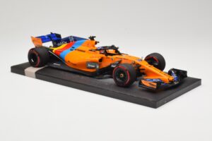 McLaren MCL33 Renault #14 F. Alonso Last F1 Race Abu Dhabi GP 2018 Minichamps 1:18 537183914 Métal Moulé — image 4 sur 6
