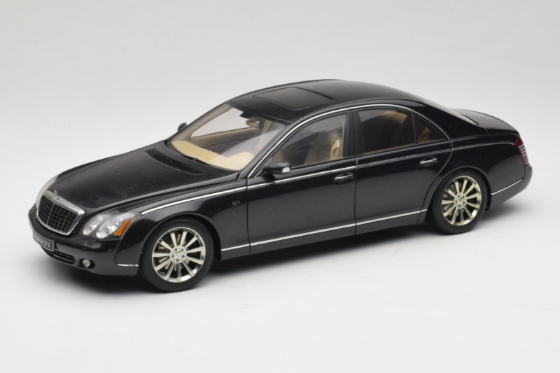 Maybach 57S Noir AUTOart 1:18 76156 Métal Moulé
