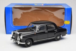Mercedes 180 W120 Ponton Noir Revell 1:18 08973 Métal Moulé — image 8 sur 8