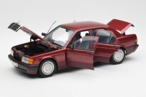 Mercedes 190E W201 2.0 Rouge Dealer Edition AUTOart 1:18 B66040383 Métal Moulé — image 2 sur 8