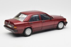 Mercedes 190E W201 2.0 Rouge Dealer Edition AUTOart 1:18 B66040383 Métal Moulé — image 3 sur 8