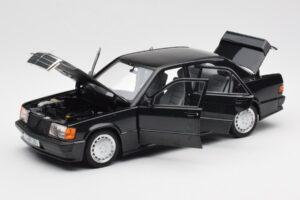 Mercedes 190E 2.3-16 W201 Noir Édition Concessionnaire Norev 1:18 B66040663 Métal Moulé — image 2 sur 8