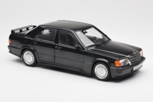 Mercedes 190E 2.3-16 W201 Noir Édition Concessionnaire Norev 1:18 B66040663 Métal Moulé — image 6 sur 8