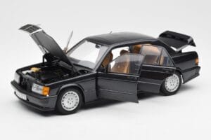 Mercedes 190E 2.3-16 W201 Bleu Noir Metallic AUTOart 1:18 76122 Métal Moulé — image 2 sur 8