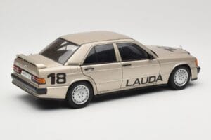 Mercedes 190E 2.3-16 W201 #1 N. Lauda Race of Champions Nurburgring 1984 AUTOart 1:18 88431 Métal Moulé — image 3 sur 8