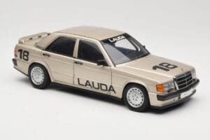 Mercedes 190E 2.3-16 W201 #1 N. Lauda Race of Champions Nurburgring 1984 AUTOart 1:18 88431 Métal Moulé — image 6 sur 8