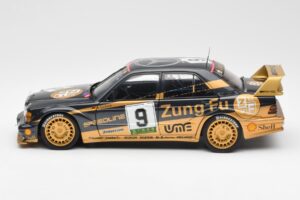 Mercedes 190E 2.5-16 Evo II #9 K. Ludwig Macau GP 3rd Place 1991 AUTOart 1:18 89135 Métal Moulé — image 4 sur 8