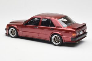 Mercedes 190E 2.5-16 W201 RAUH-Welt Republik Rouge Otto 1:18 OT1083 Résine — image 5 sur 6