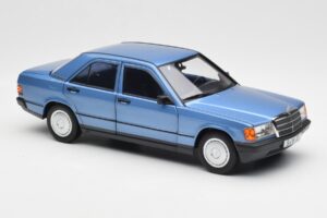 Mercedes 190E W201 Diamond Bleu Édition Concessionnaire Norev 1:18 B66040661 Métal Moulé — image 6 sur 8
