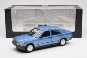 Mercedes 190E W201 Diamond Bleu Édition Concessionnaire Norev 1:18 B66040661 Métal Moulé — image 8 sur 8
