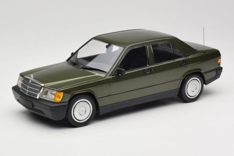 Mercedes 190E W201 Vert Métallisé Minichamps 1:18 155037001 Métal Moulé