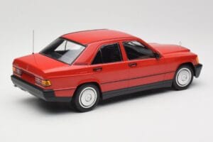 Mercedes 190E W201 Rouge Minichamps 1:18 155037000 Métal Moulé — image 2 sur 6