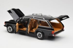 Mercedes 200 T S123 Noir Norev 1:18 183735 Métal Moulé — image 5 sur 8