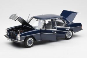 Mercedes 200 W114 Midnight Bleu Édition Concessionnaire Norev 1:18 B66040694 Métal Moulé — image 2 sur 8