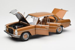 Mercedes 200 W115 Bycane Or Édition Concessionnaire Norev 1:18 B66040665 Métal Moulé — image 2 sur 8