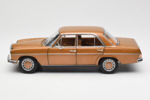 Mercedes 200 W115 Bycane Or Édition Concessionnaire Norev 1:18 B66040665 Métal Moulé — image 4 sur 8