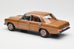 Mercedes 200 W115 Bycane Or Édition Concessionnaire Norev 1:18 B66040665 Métal Moulé — image 7 sur 8