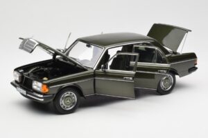 Mercedes 200 W123 Cypress Vert Métallique Édition Concessionnaire Norev 1:18 B66040654 Métal Moulé — image 2 sur 8